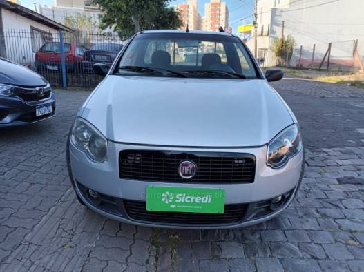 FIAT - STRADA - 2009/2010 - Prata - R$ 39.000,00