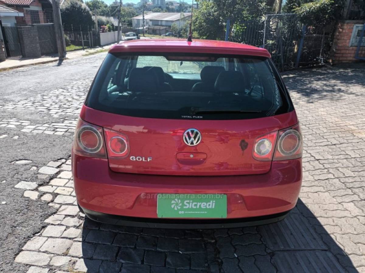 VOLKSWAGEN - GOLF - 2007/2008 - Vermelha - R$ 43.000,00
