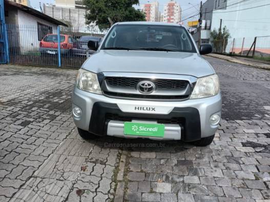 TOYOTA - HILUX - 2009/2009 - Prata - R$ 85.000,00