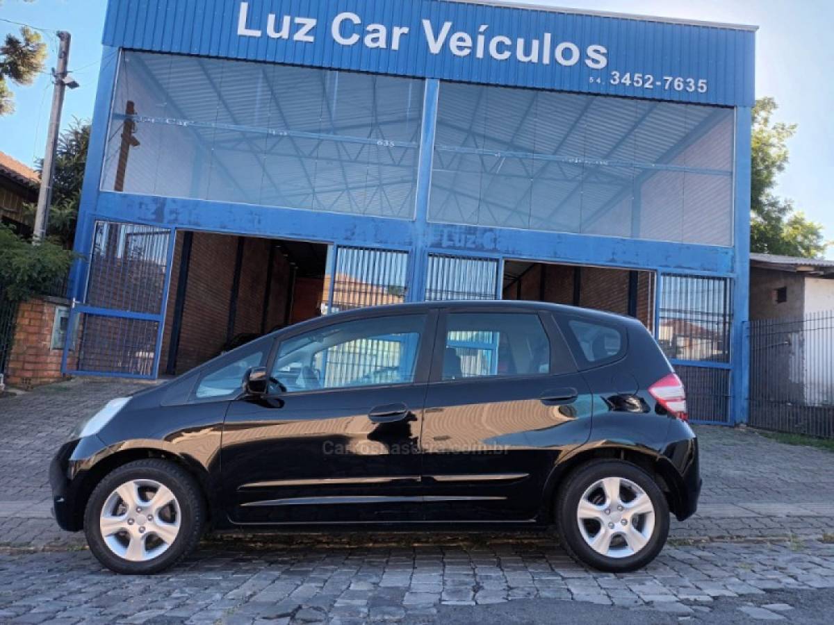 HONDA - FIT - 2008/2009 - Preta - R$ 39.500,00