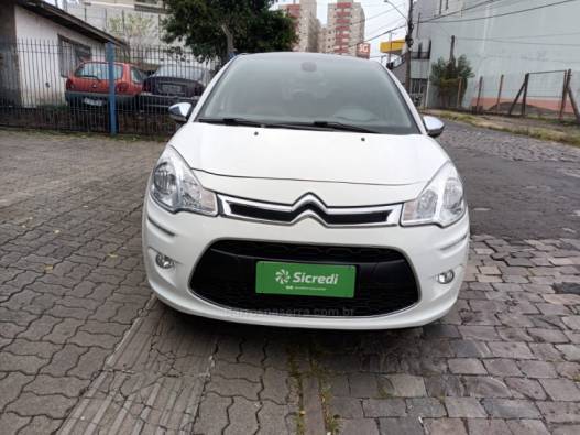CITROËN - C3 - 2013/2014 - Branca - R$ 45.000,00