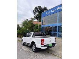 CHEVROLET - S10 - 2015/2015 - Branca - R$ 93.000,00