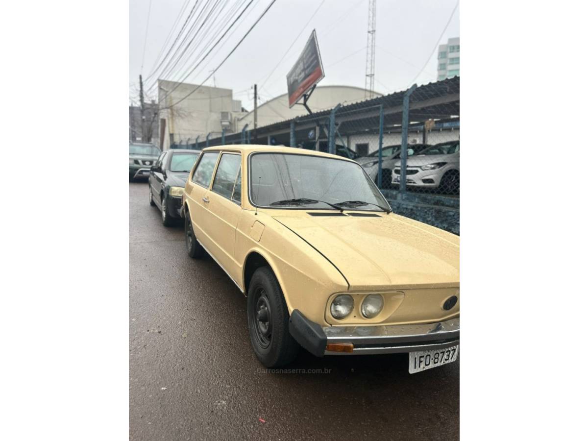 VOLKSWAGEN - BRASILIA - 1977/1977 - Bege - R$ 13.000,00