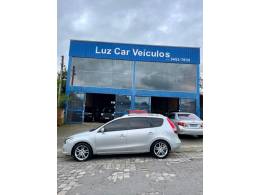 HYUNDAI - I30 CW - 2010/2011 - Prata - R$ 43.500,00
