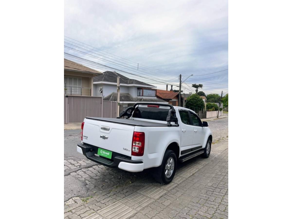 CHEVROLET - S10 - 2015/2015 - Branca - R$ 93.000,00