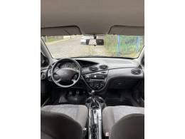 FORD - FOCUS - 2009/2009 - Prata - R$ 31.000,00