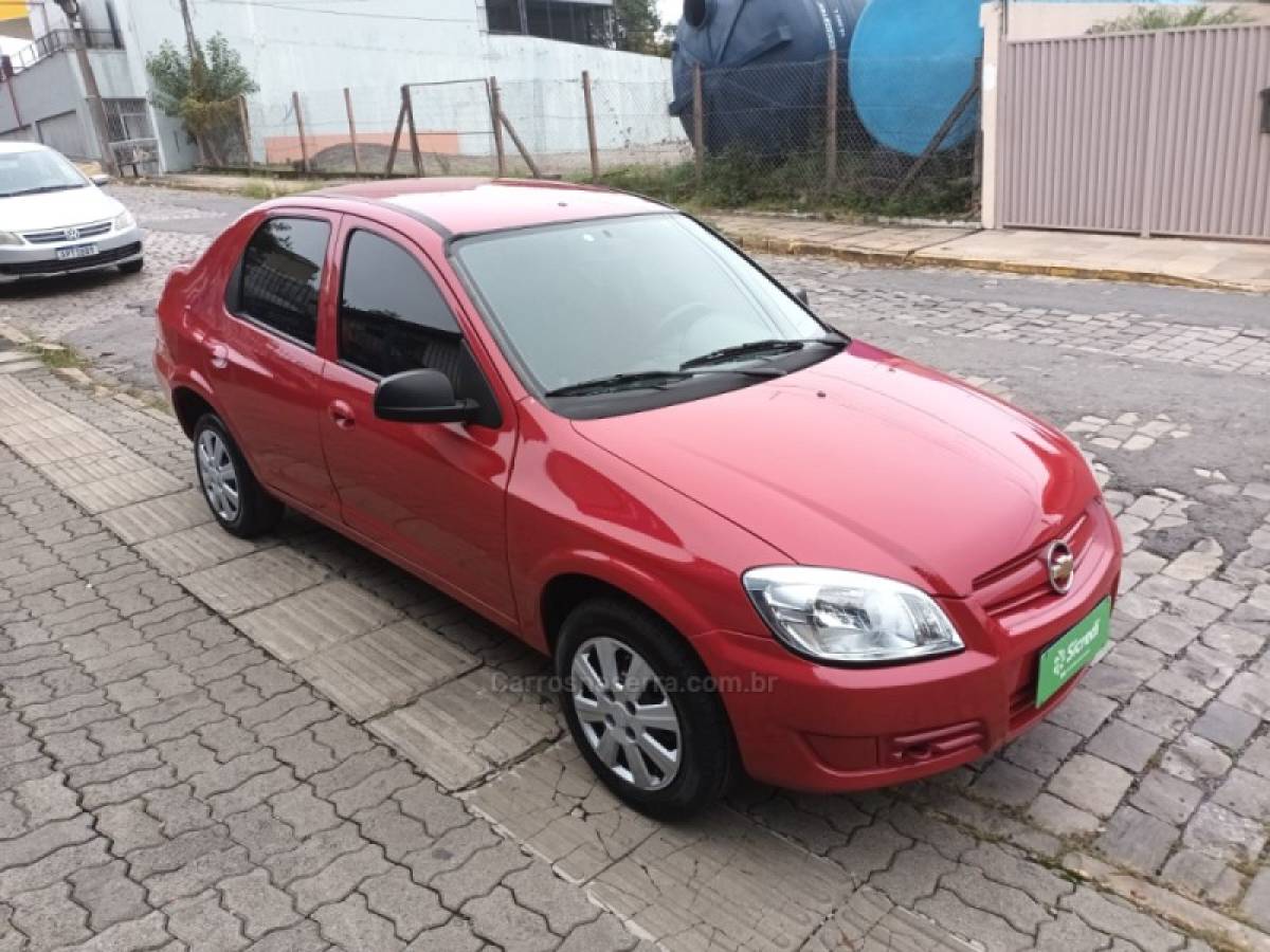 CHEVROLET - PRISMA - 2007/2008 - Vermelha - R$ 27.900,00