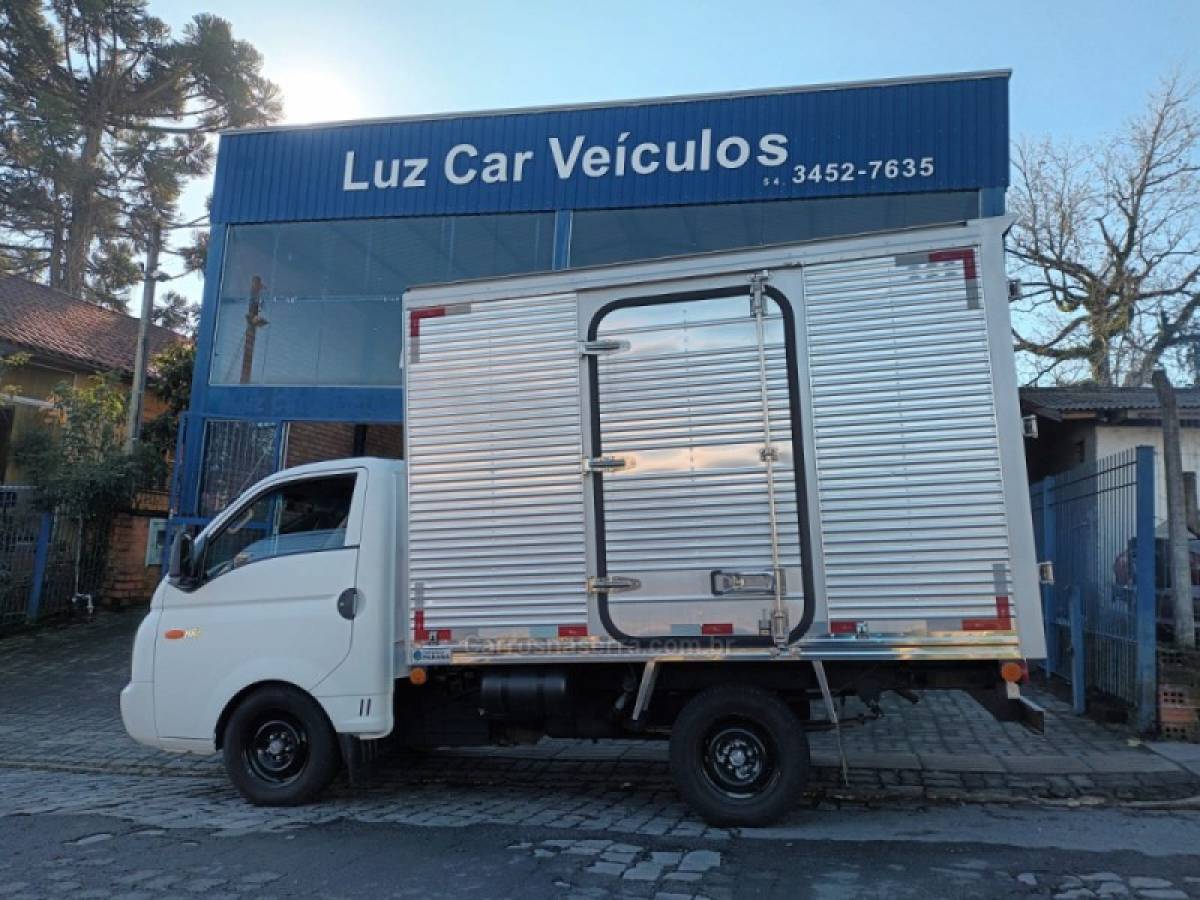 HYUNDAI - HR - 2007/2007 - Branca - R$ 82.000,00