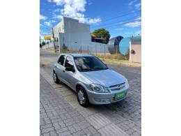 CHEVROLET - CELTA - 2010/2011 - Prata - R$ 31.000,00