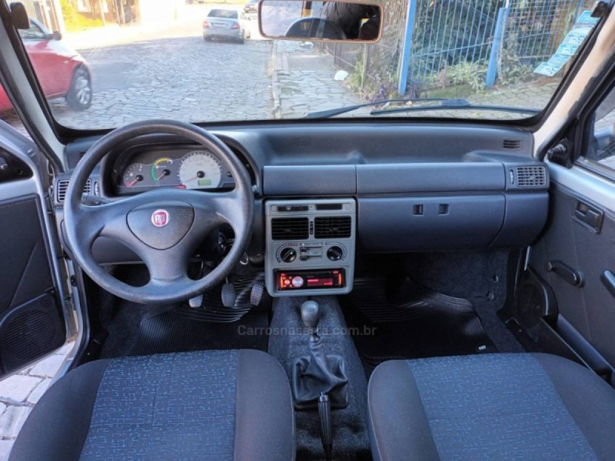 FIAT - UNO - 2009/2010 - Prata - R$ 29.800,00