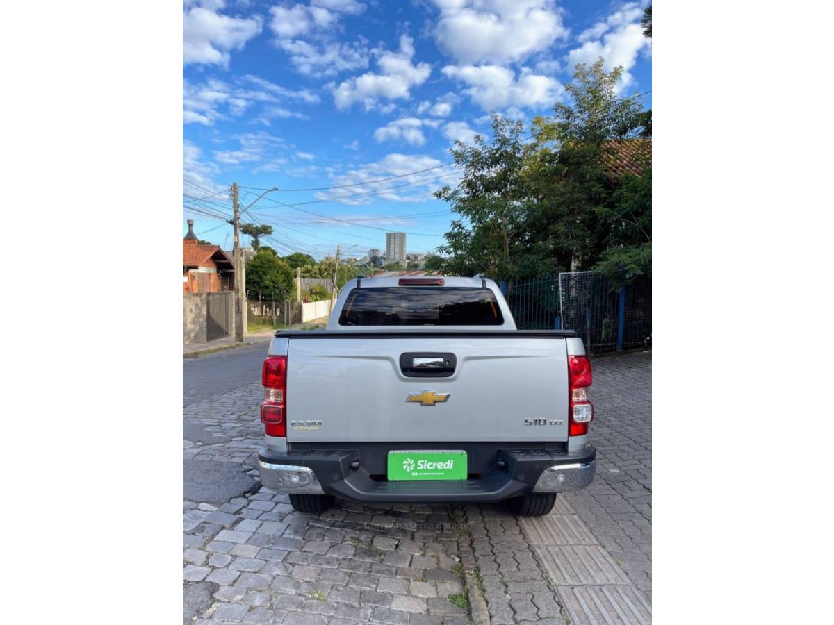 CHEVROLET - S10 - 2016/2017 - Prata - R$ 133.000,00