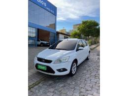 FORD - FOCUS - 2012/2012 - Branca - R$ 49.000,00