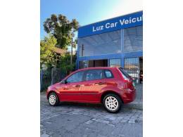 FORD - FIESTA - 2009/2010 - Vermelha - R$ 26.000,00