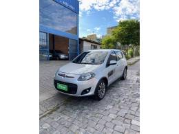 FIAT - PALIO - 2013/2014 - Prata - R$ 44.000,00