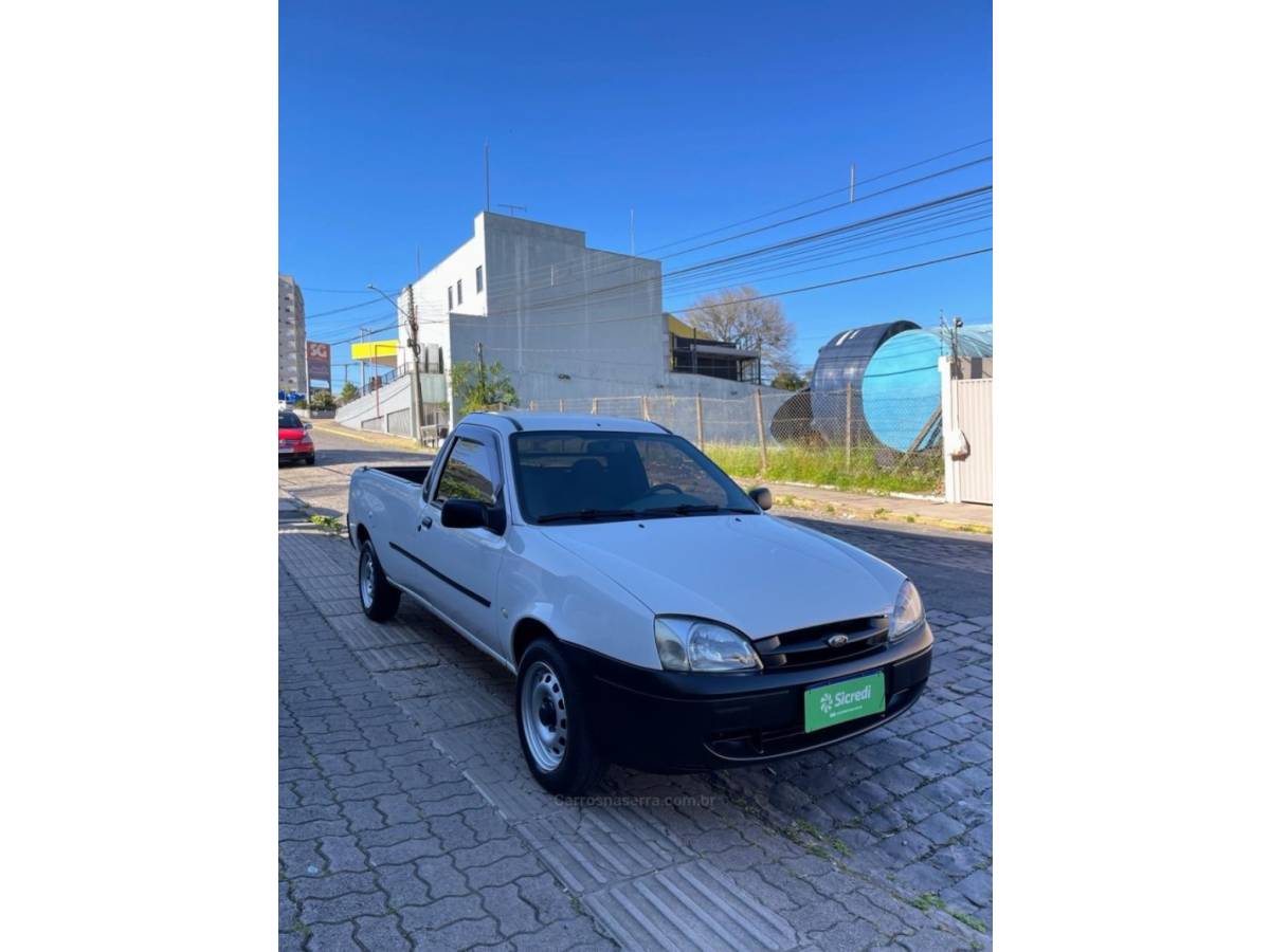 FORD - COURIER - 2012/2012 - Branca - R$ 39.000,00