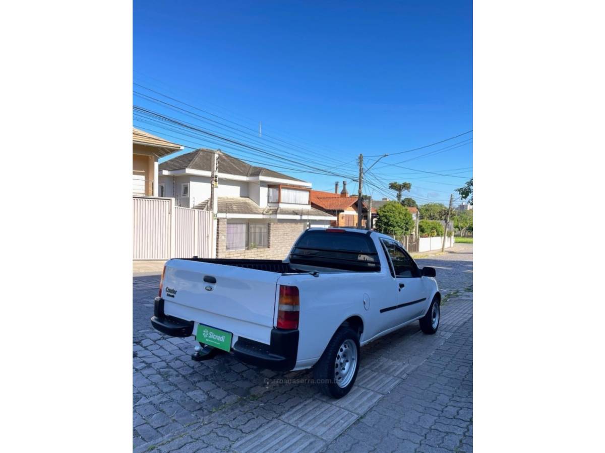 FORD - COURIER - 2012/2012 - Branca - R$ 39.000,00