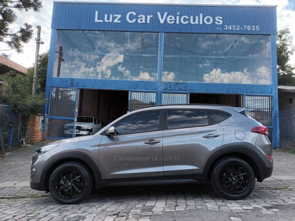 HYUNDAI - TUCSON - 2018/2019 - Cinza - R$ 115.000,00